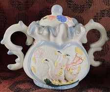 VINTAGE DRESSED UP GEESE PORCELAIN SUGAR BOWL WITH LID GLAZED FLAWLESS