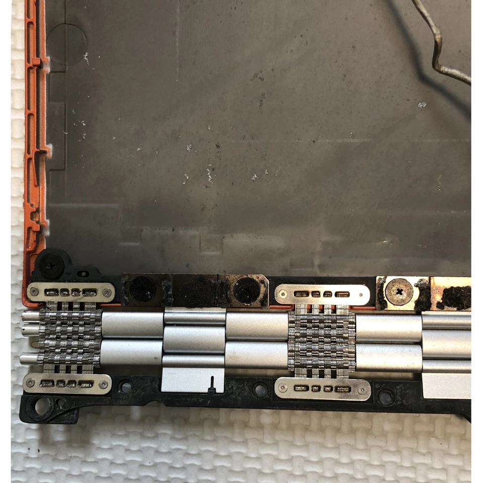 LCD Laptop Top Case Rear Lid Back Cover For Lenovo Yoga 3 PRO 1370 AM0TA000110 - Image 3 of 4