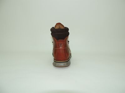 Cole Haan Men display picture 3