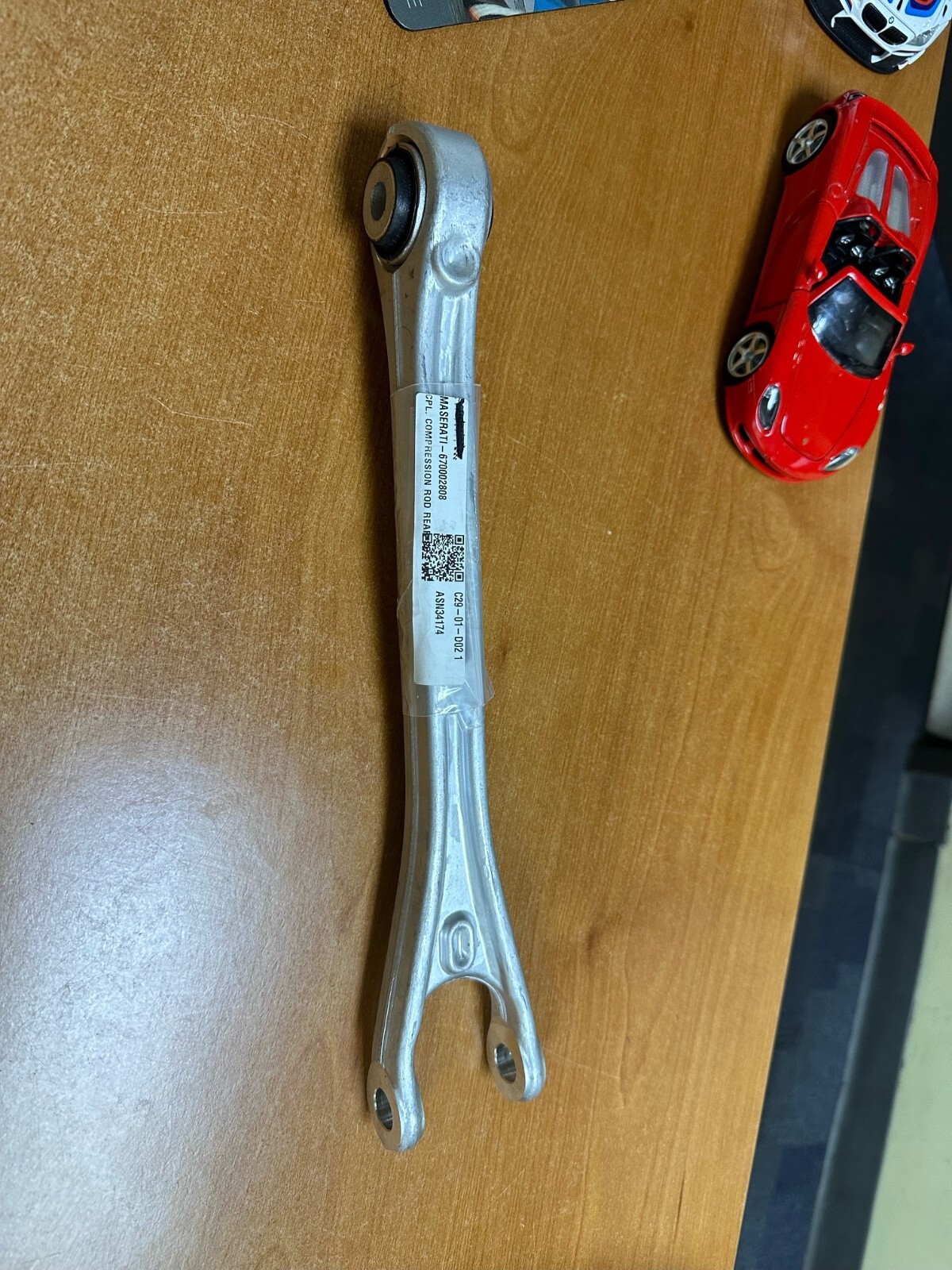 Genuine Maserati Ghibli Levante Rear Left/Right Lower Control Arm 670002808