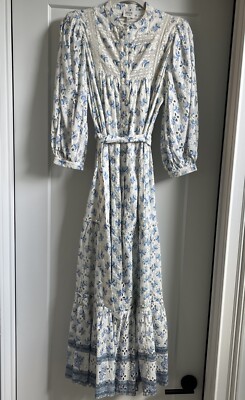 hemant and nandita dress Taha Long XS Made In India Green Viscose Natural Crepe Floral Print Braided Halter Neck Back Button Closure Fully Lined Loose Fit Dry Clean Only The model is wearing size S SKU Hemant and Nandita Sweetheart Neck