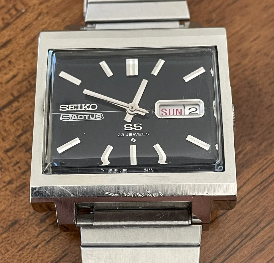 Seiko 5 Actus 6106-5440 Vintage Day/Date Stainless Steel Automatic Mens Watch