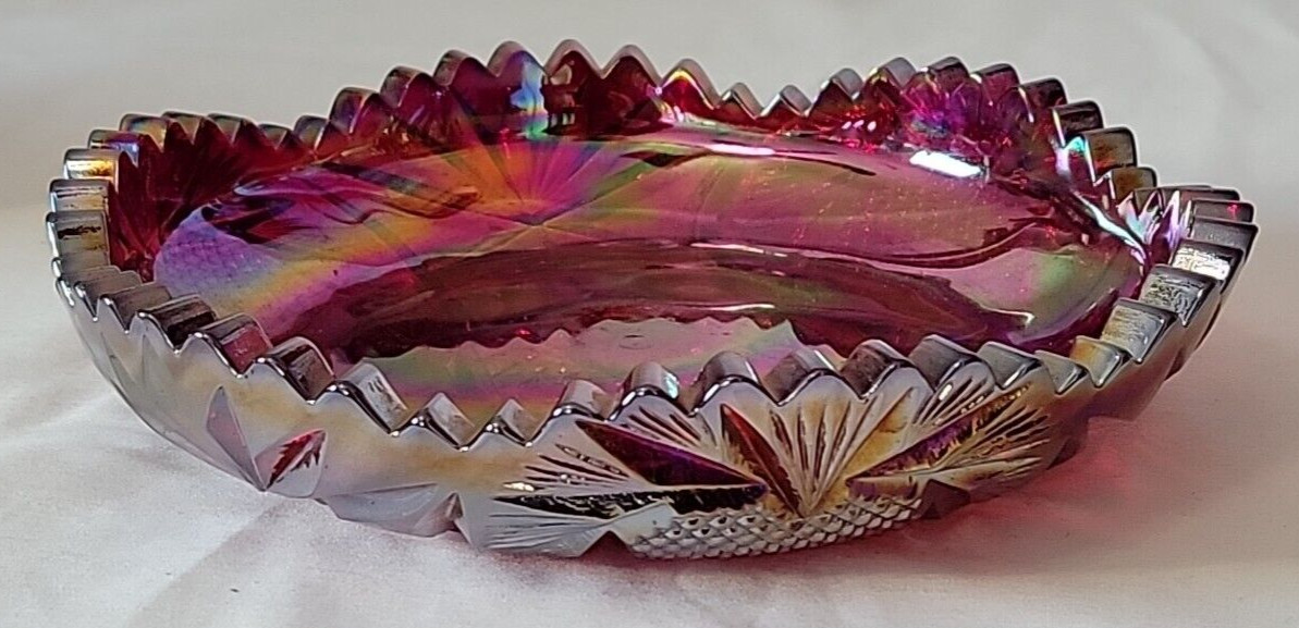 LE Smith Iridiscente Cadmio Rubí Rojo Carnaval Diente de Sierra 8" Plato Cuenco de Vidrio