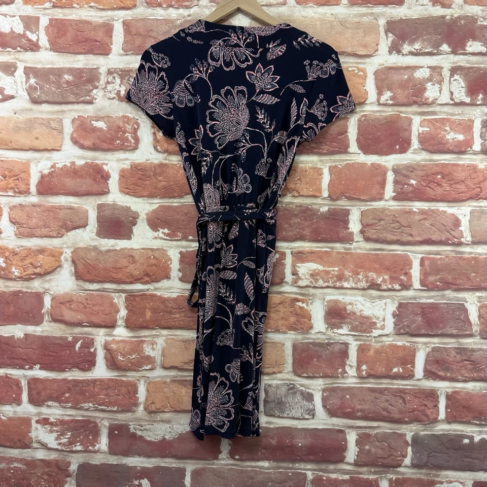 Vestido Banana Republic Mujer Mediano Multicolor Floral Informal Carrera Corbata Cintura Foto 2 de 4