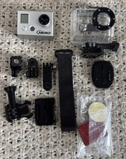 GoPro Hero 1st Gen YHDC5170 Action Camera +Waterproof Case and accessories. 