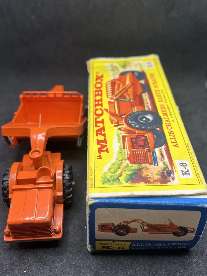 Matchbox King Size K6-A2: Allis-Chalmers Earth Scaper with K3 Box - Image 3 of 4