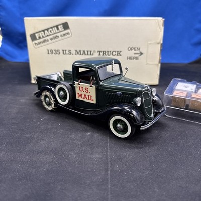 1/24 Danbury Mint 1935 US Mail Truck United States Postal Service