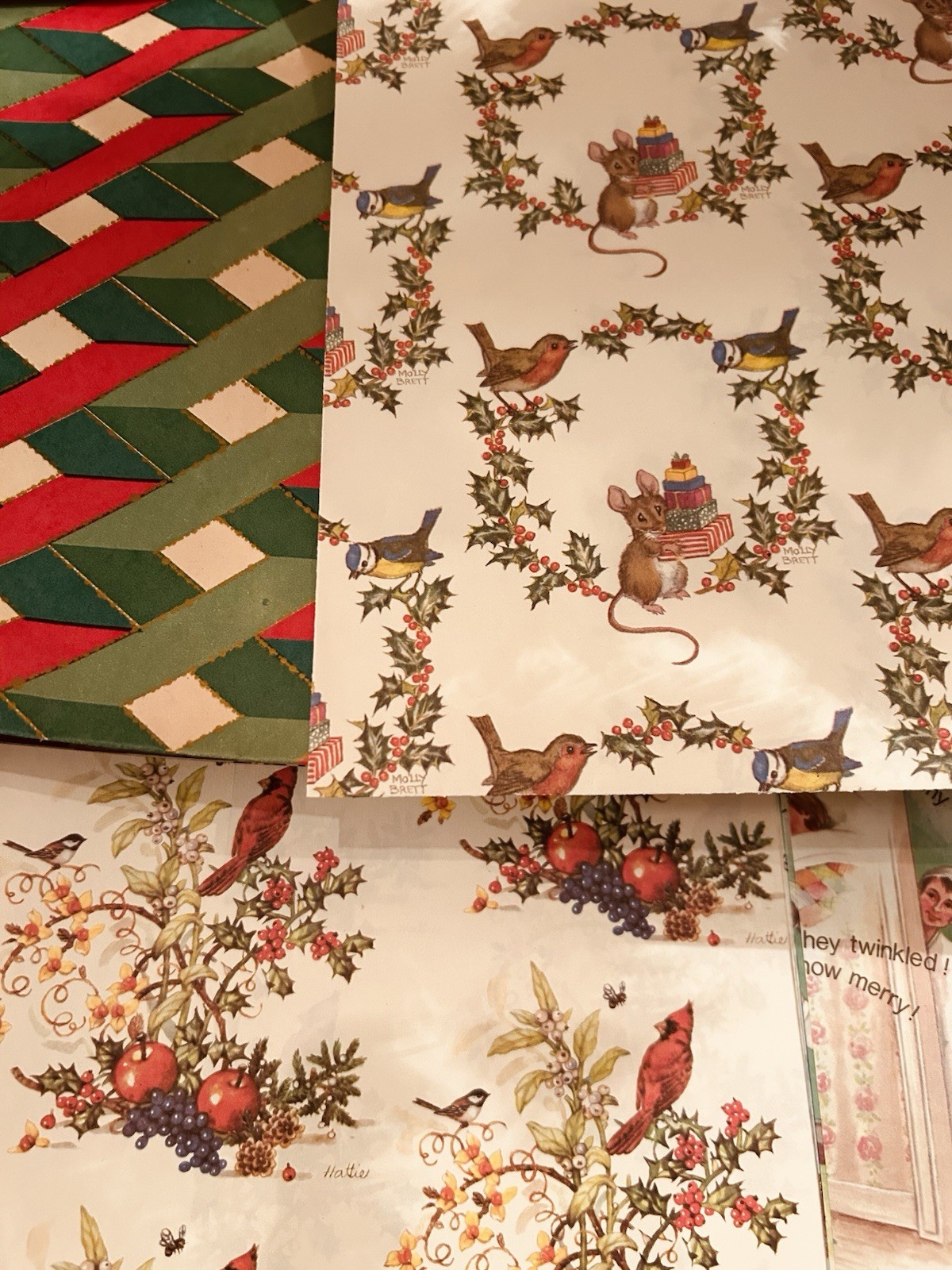 VINTAGE LOT OF CHRISTMAS WRAPPING PAPER 20 LOOSE SHEETS 60’s 70’s Gift Wrap Exc.