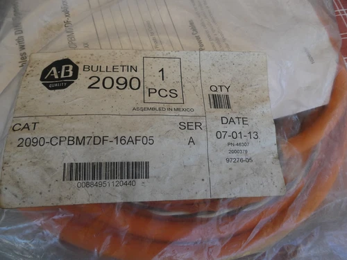 Allen Bradly Servo Motor Cable 5mts Long -- 2090-CPBM7DF-16AF05
