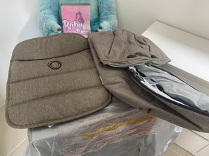 bugaboo carrycot base