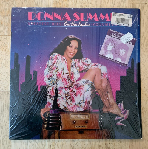 Donna Summer On The Radio - Greatest Hits Vol. 1 & 2 w/Full Poster, VG Cond. - Picture 6 of 10