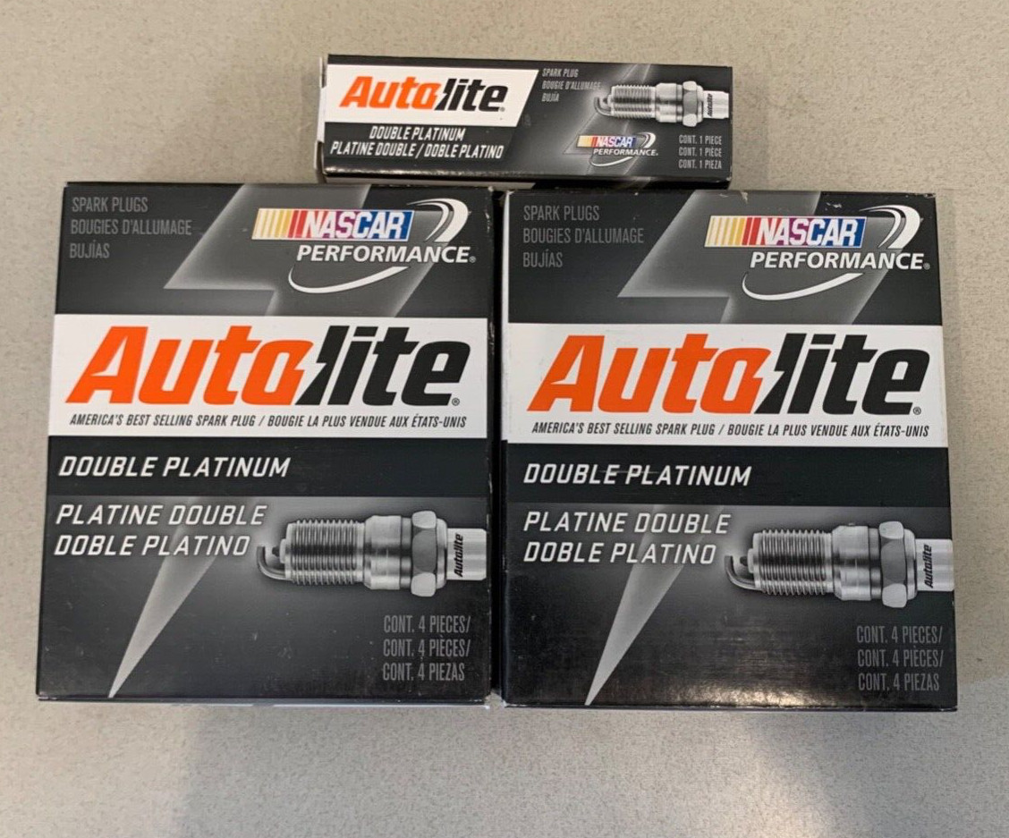 Autolite Spark Plugs APP3923 Set 9 NEW