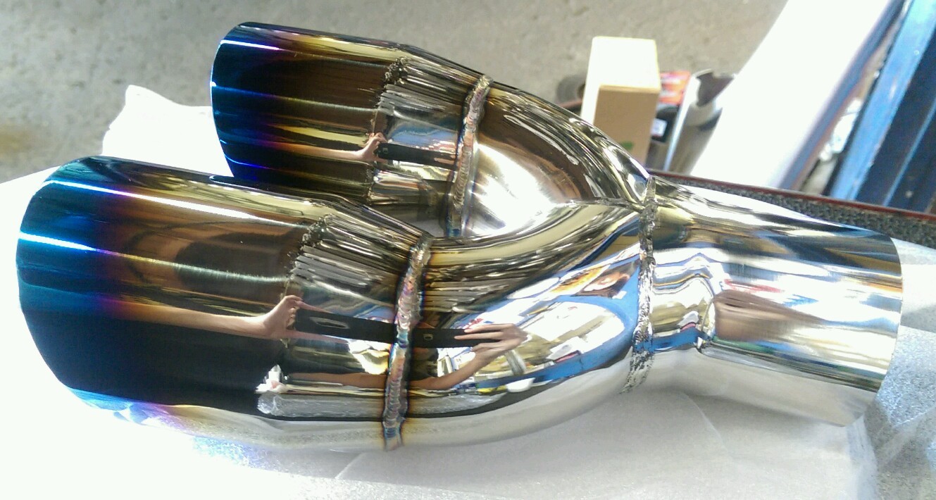 Dual Staggered Burnt Exhaust Tips BMW muffler delete Conseil scolaire