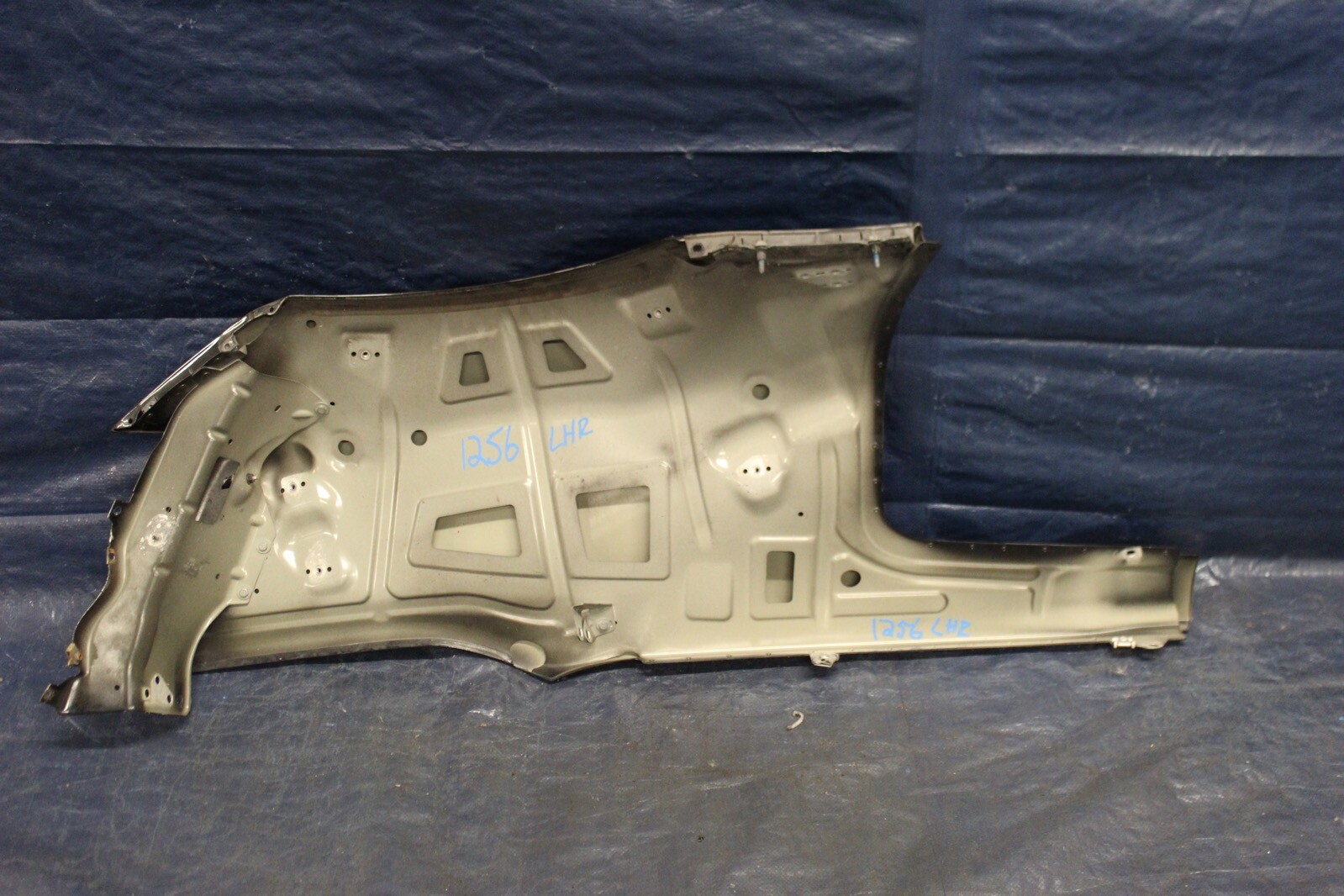 2012 AUDI R8 5.2 QUATTRO SPYDER V10 OEM LH REAR QUARTER PANEL FENDER #1256