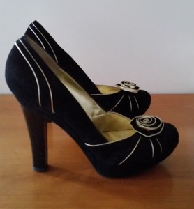 ladies size 39 shoe