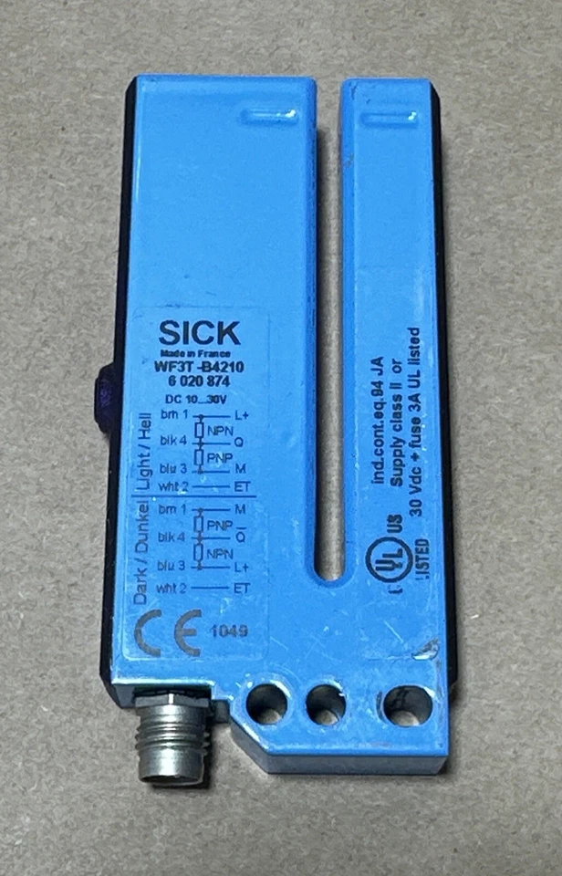 PREOWNED- SICK WF3T-B4210 / 6-020-874 Sensor 10-30VDC || FAST SHIPPED & WARRANTY - Image 2 of 4