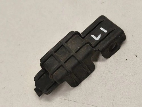 VW PASSAT Variant B5 3B6 Kühlerhalter 8D0260427 2.30 Petrol 125kw 2004 34551176