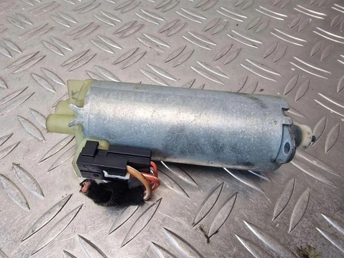 VW TOUAREG 7P5 Sitzsteuerungsmotor vorne rechts 0130002532 5.00 Diesel 31240222