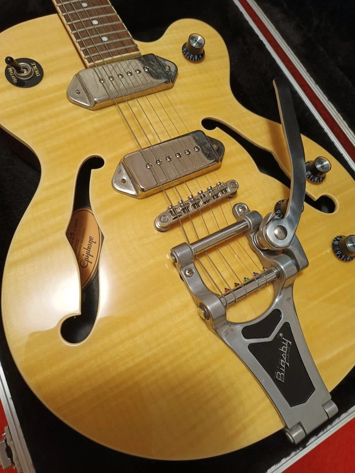 Epiphone Wiildcat - image 2 of 4