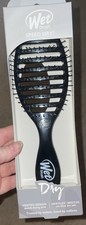 WetBrush Speed Dry Detangler Hair Vented Wet Brush Terrain Textures Gravel Black