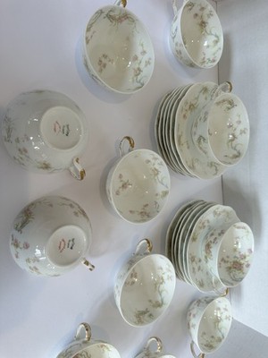 Service For 11 Haviland Limoges  The Princess  pattern Teacups And Saucers