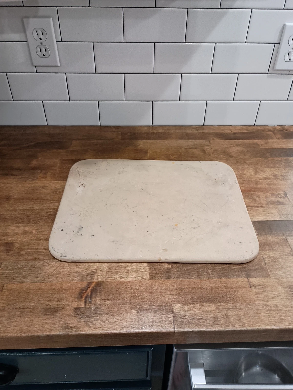 Vintage PAMPERED CHEF Family Heritage Flat Rectangular Baking Stone 12"x15"