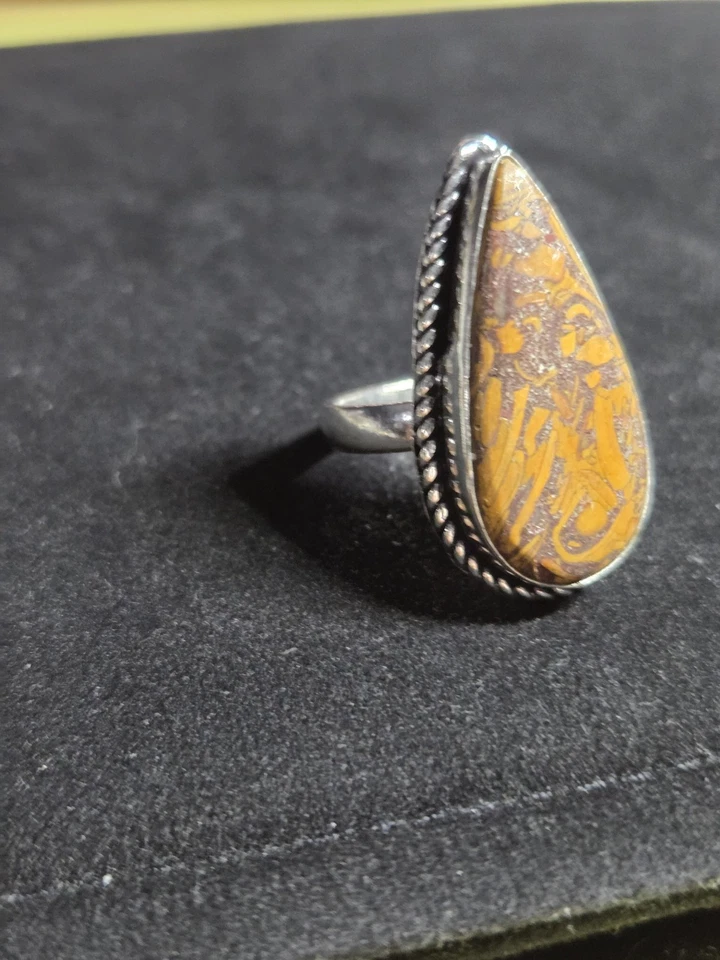 Bumblebee Jasper In Rhodium Plated Ring Size 8 Excellent Condition - Image 2 of 4