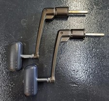 2 × Shimano Big Baitrunner LC Longcast Cranks with Grip Fishing Reel Crank