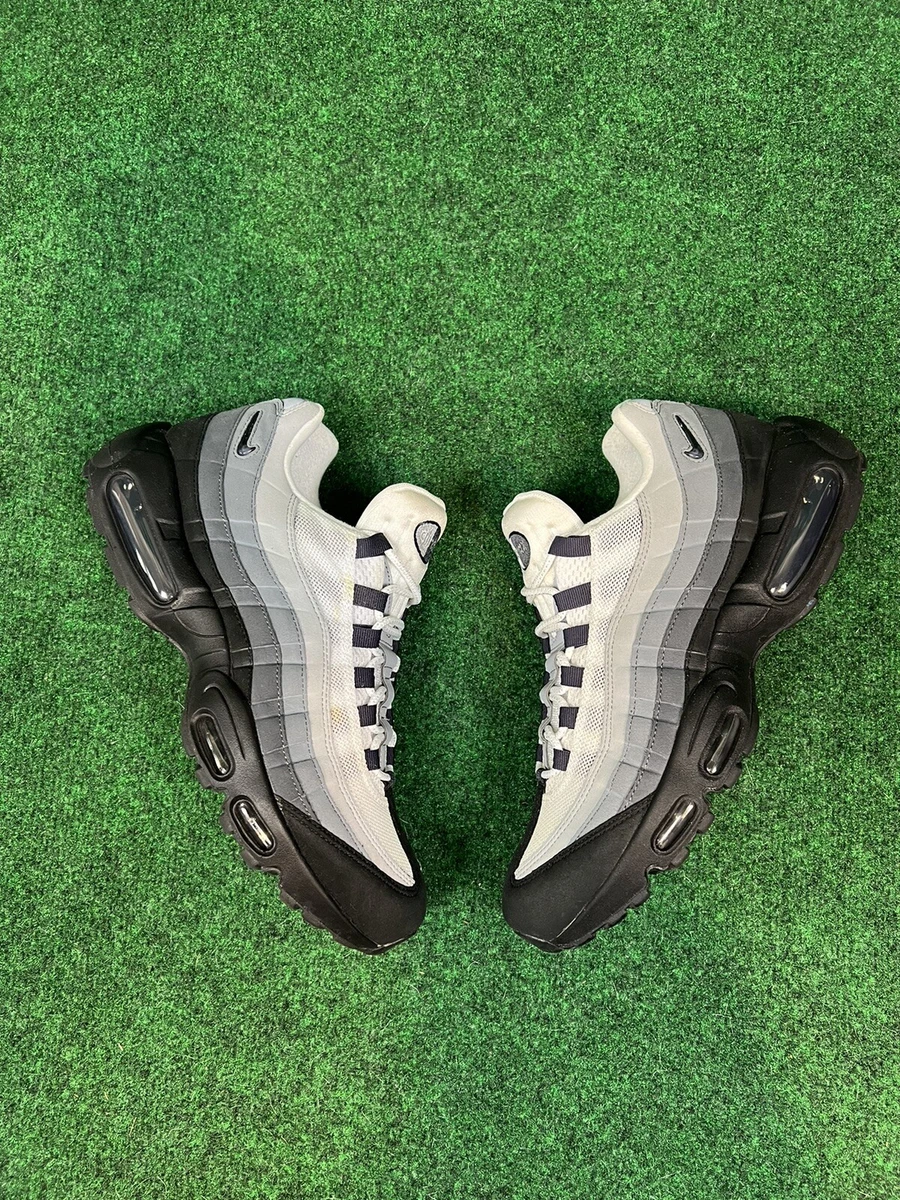 Nike Air Max 95 OG Black Dark Grey Gradient Jewel Size 11 CJ7553-002 RARE