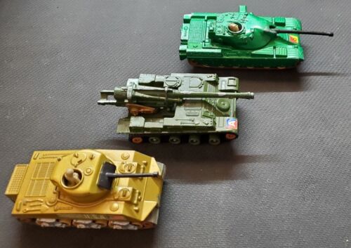 Vintage Matchbox 1974 Battle Kings Sherman Tank, Howitzer, and Chieftain Tanks - Picture 4 of 7