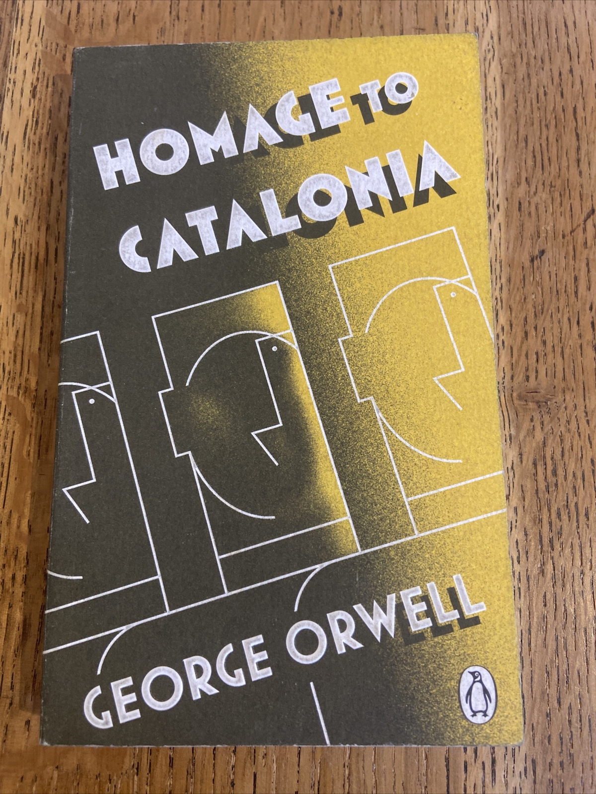 Homage to Catalonia by George Orwell 2013 Penguin PB - VGC