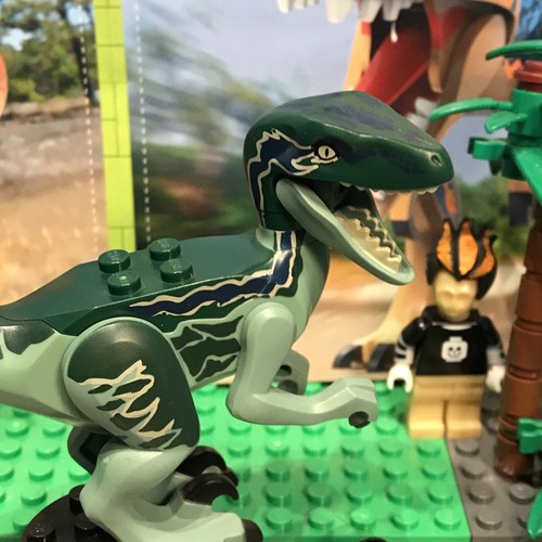 Lego Jurassic World Mini Figure Collection Series Raptor07 / 2015 - Picture 6 of 9