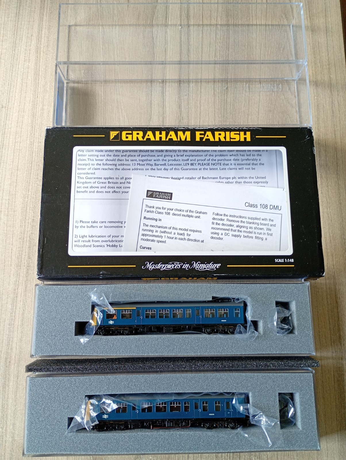Graham Farish 371-876 N Gauge Class 108 2 Car DMU BR Blue