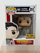 Funko Pop! DC Universe - Superman - Hot Topic (Excl) - DAMAGED BOX + PROTECTOR