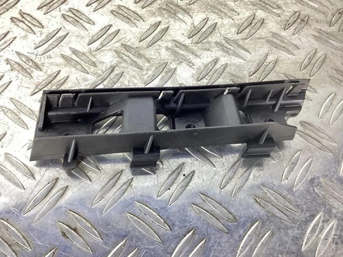 VW PASSAT B7 362 Stoßstangenhalter vorne links 3C0807183 2.00 Diesel 34610801