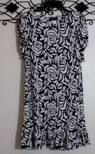 Msk Women's Knit Dress Size S Multicolored Floral Short Sleeve Round Neck