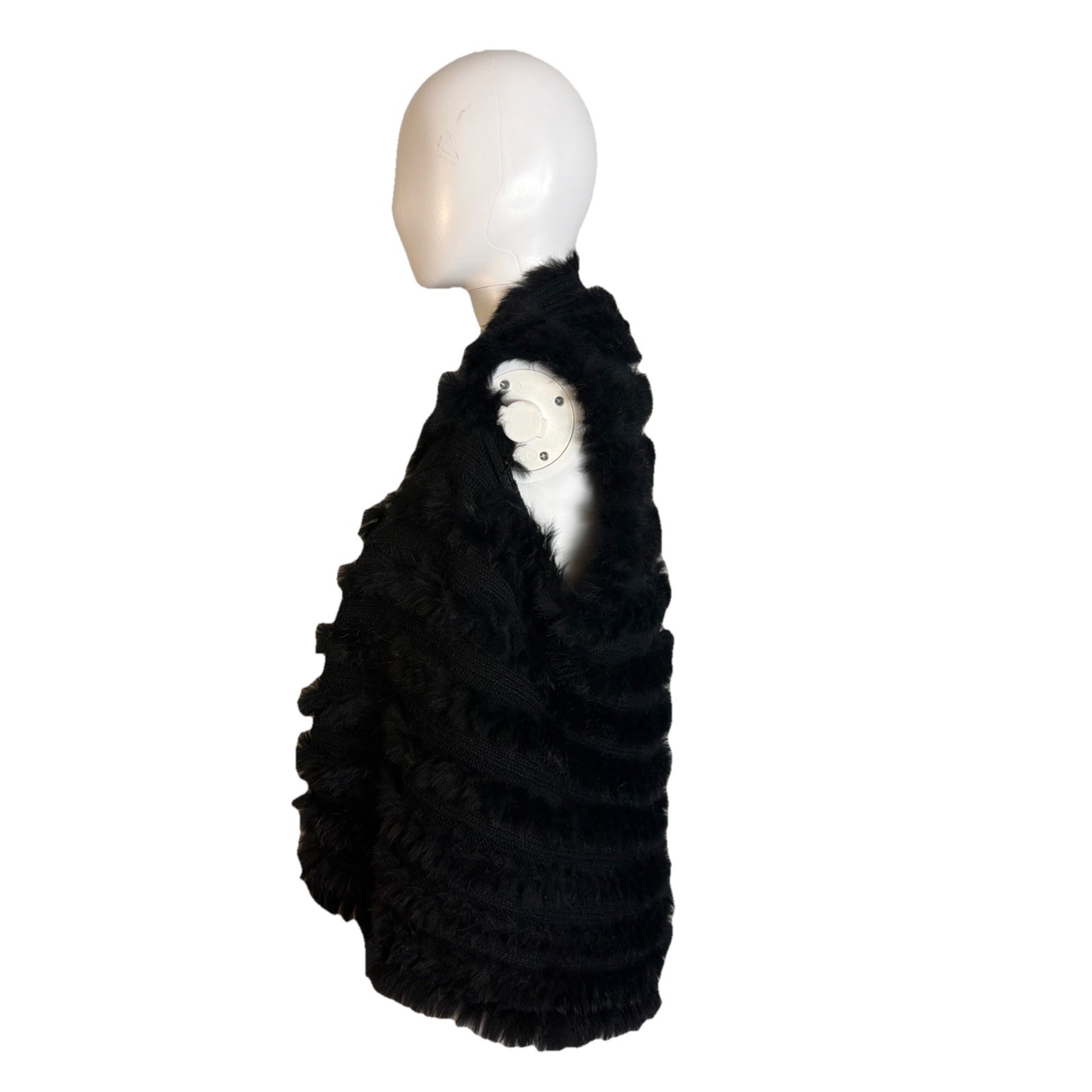 rabbit wool vest small/medium - image 4