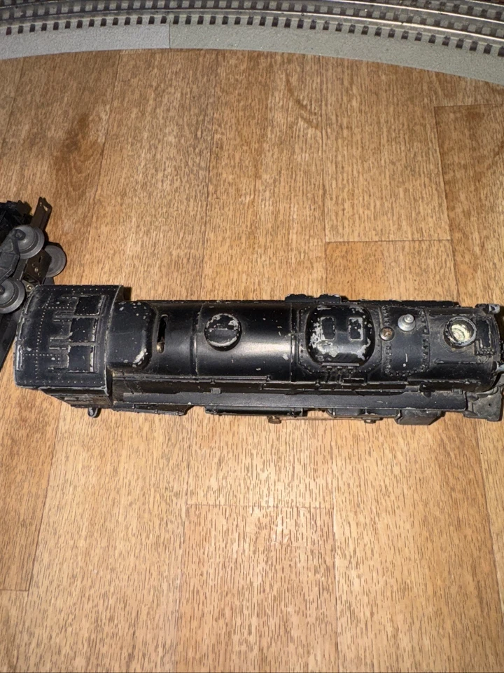 Vintage Lionel #2026 Gauge O/027  Steam Locomotive 2-6-2 with Whistle Tender - Image 4 of 4