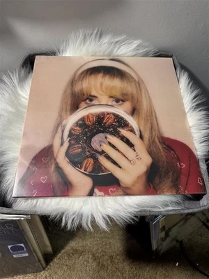 Sabrina Carpenter – Fruitcake - Image 1 of 2
