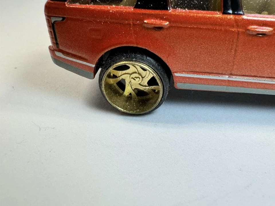 Matchbox 2018 Range Rover Vogue SE rueda suelta 3D intercambiable ruedas doradas Foto 4 de 4