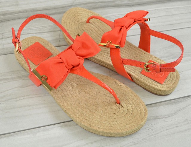 red flat thong sandals