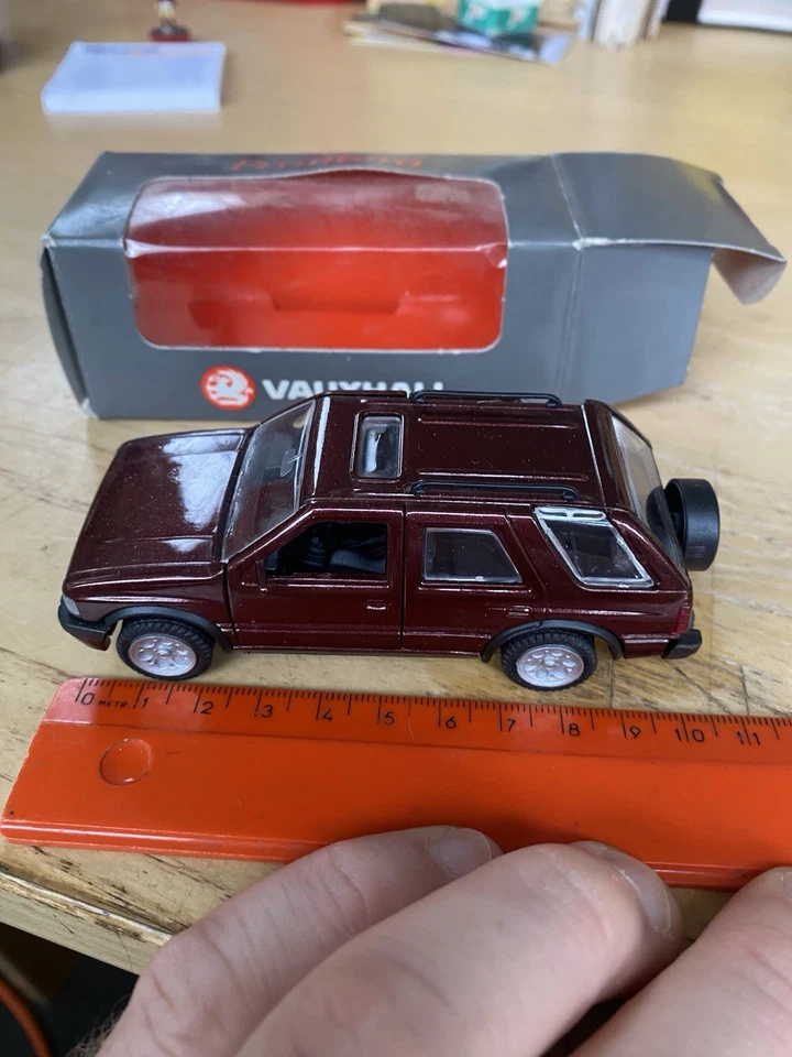 Modellino in scatola 1/43 Vauxhall Opel concessionario Gama Frontera - Immagine 2 di 4