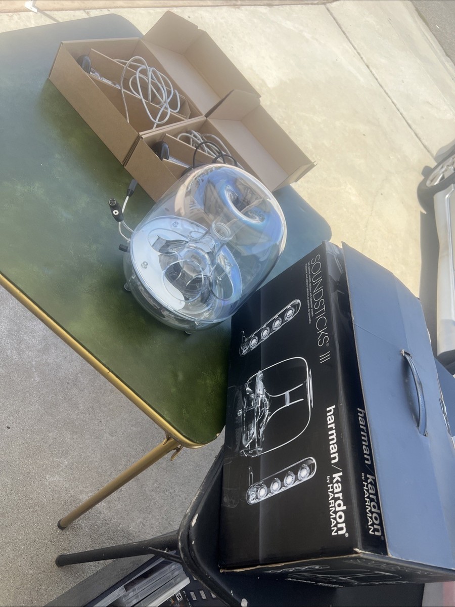SOUNDSTICKSⅢ harman/kardon by HARMAN SoundSticks Wireless | Three-piece wireless speaker system