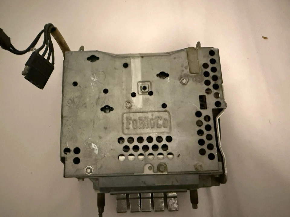 1964 1965 1966 Ford Thunderbird AM FM Radio Dash Push button - Image 3 of 4