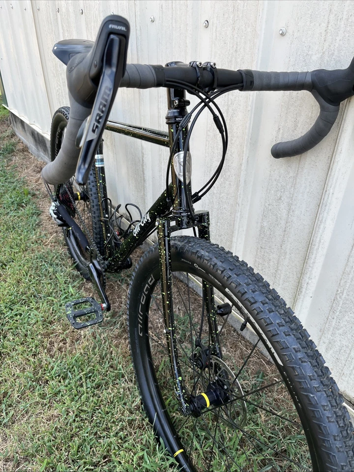 Salpicaduras All City Gorilla Monzón 52 cm 27,5 Brooks SRAM Mavic Wolf Tooth Surly Foto 2 de 4