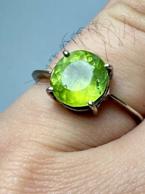 Natürlicher Peridot Edelstein Ring - verstellbares Band, roher grüner Kristallring