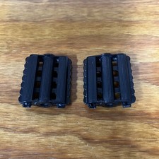 TRICYCLE PEDAL CAR PEDAL BLOCKS PLASTIC OLD SCHOOL 3/8 VINTAGE NOS