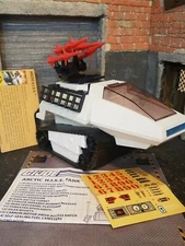 GI JOE ~ 2009 ARCTIC HISS TANK ~ UNUSED STICKERS & BPs ~ 100% & CARD ~ H.I.S.S. 