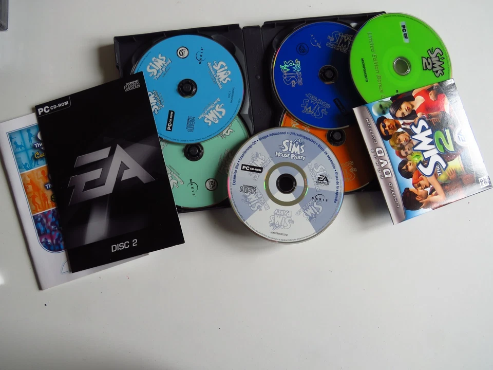 The Sims Expansion Pack Videogiochi Cuccioli che Passione/Superstar/House Party - Immagine 4 di 4