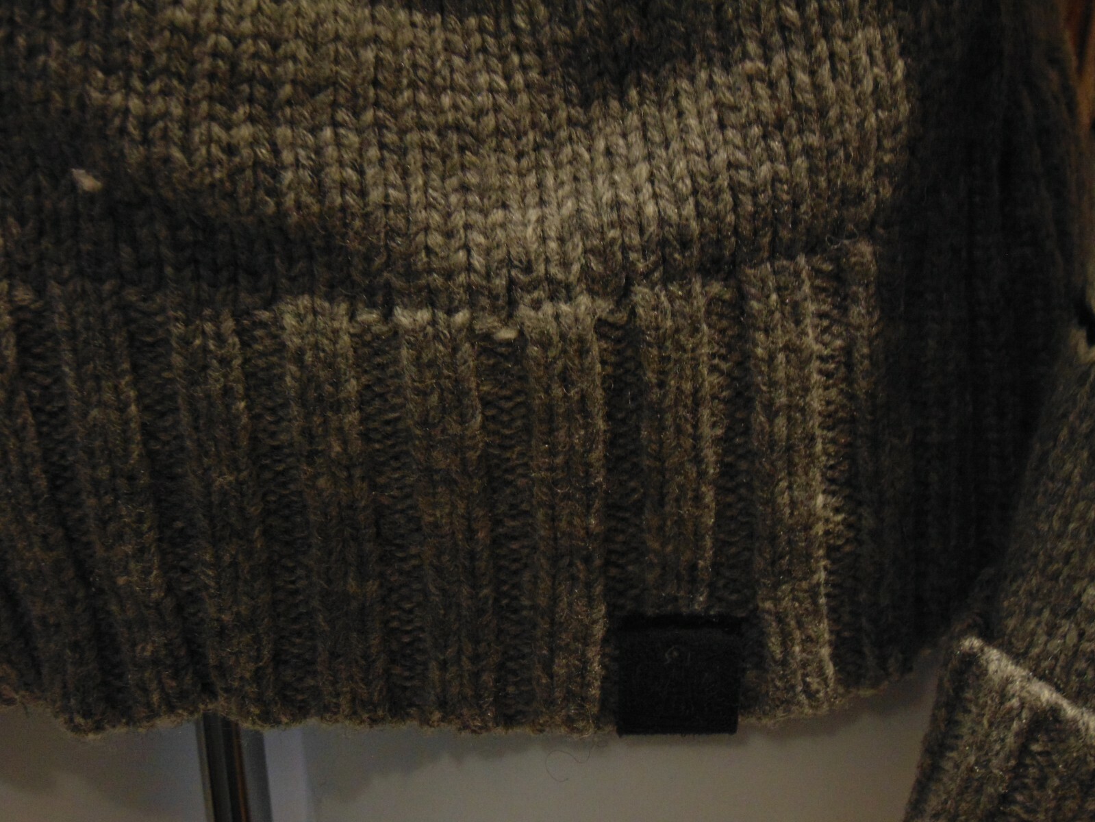 Picture 4 of 7